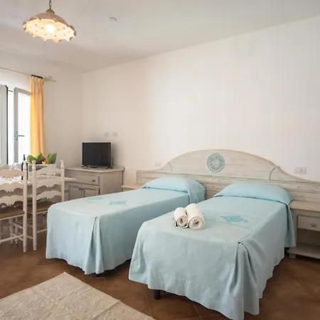 Apartment Superb Le Residenze Del Golfo Di No2187 *